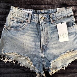 Zara Women's Light Blue Distressed Jean Shorts